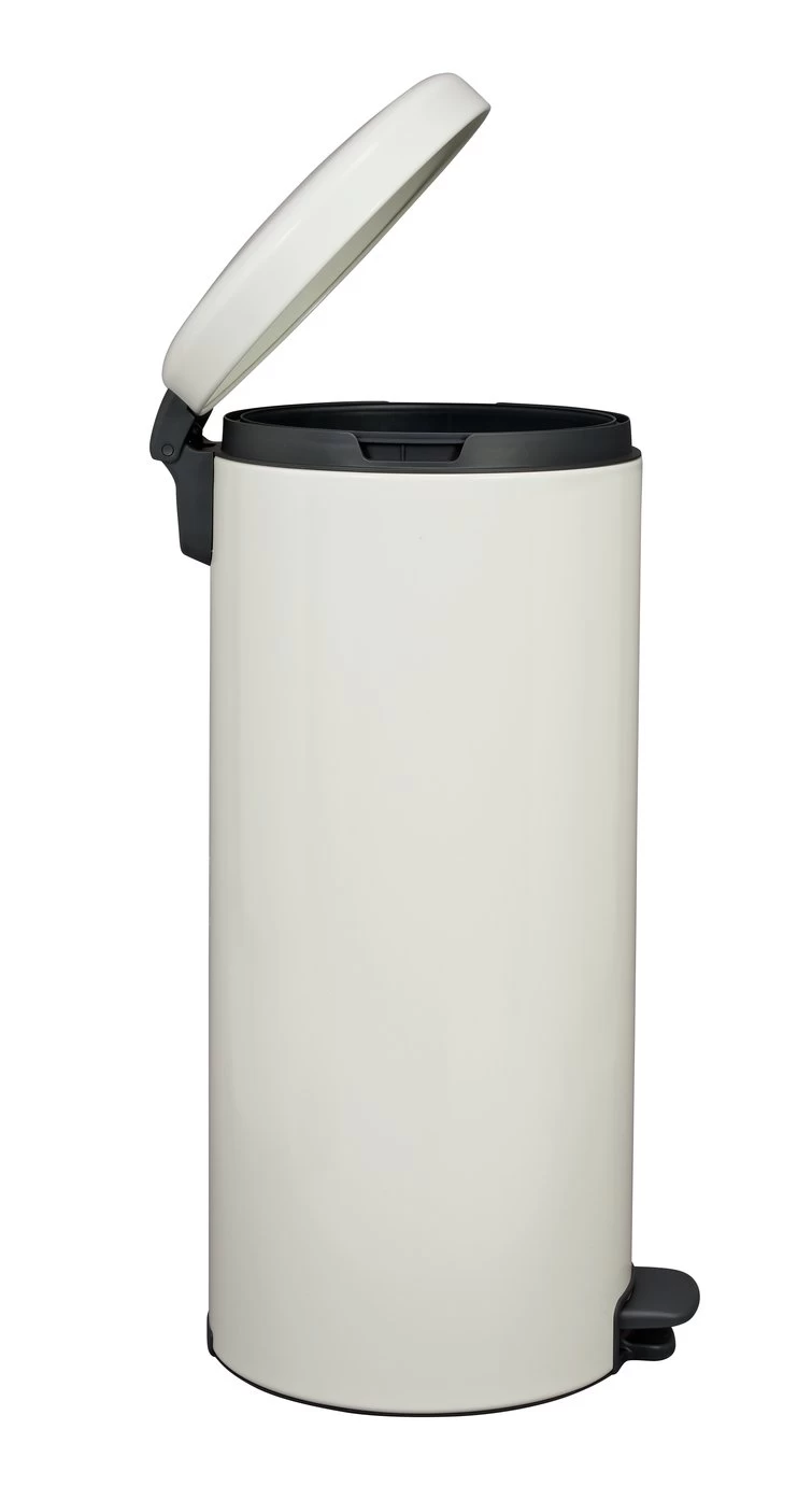 Brabantia 30 Litre Newlcon Pedal Bin - White 6 Brabantia 30 Litre Newlcon Pedal Bin - White - Image 4