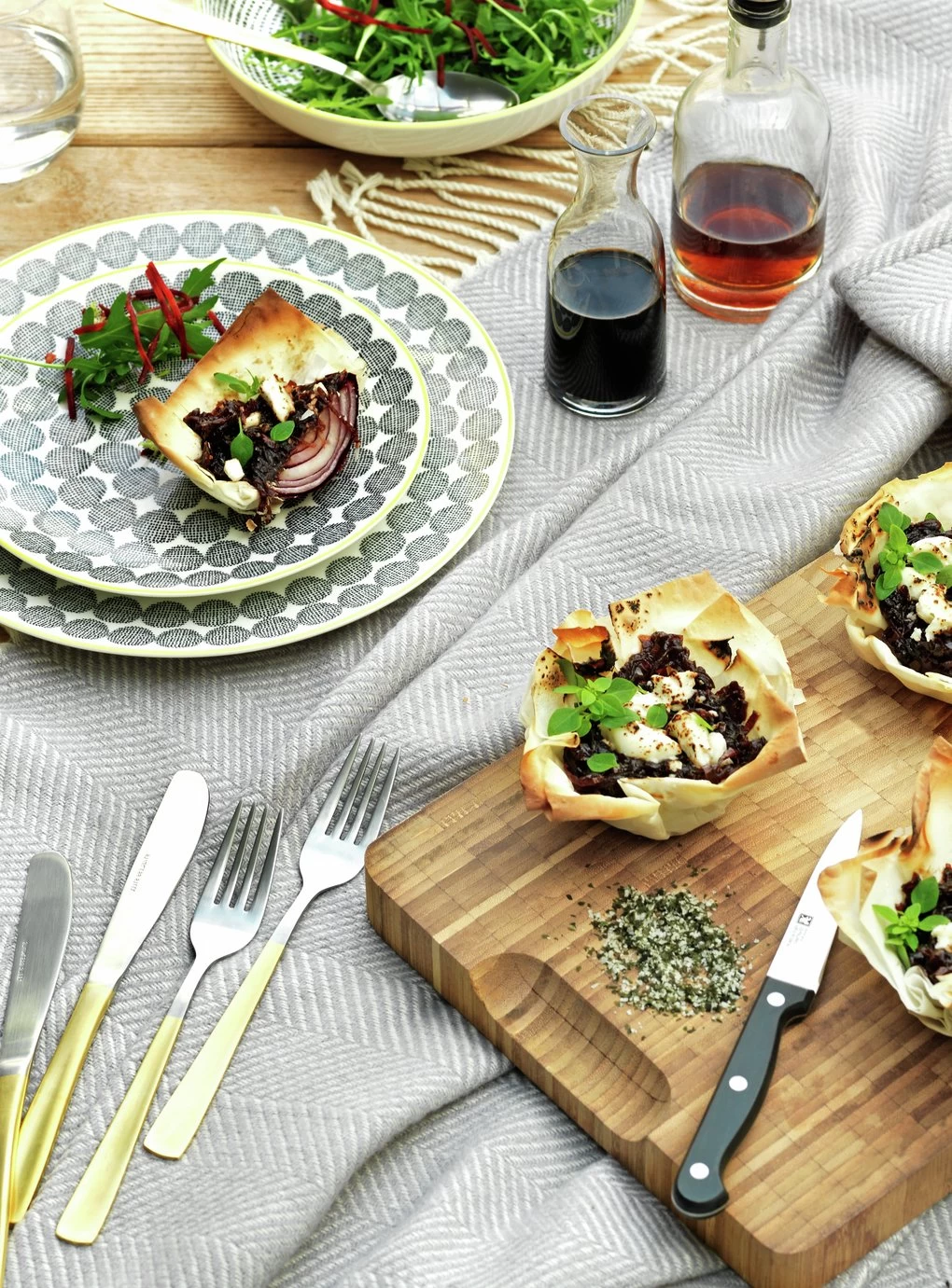 Habitat Salisbury Medium Solid Wood Butchers Block 5 Habitat Salisbury Medium Solid Wood Butchers Block - Image 3