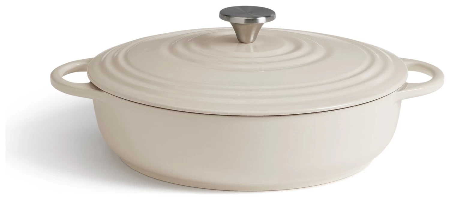 Habitat 4 Litre Cast Iron Shallow Casserole Dish - Cream 3 Habitat 4 Litre Cast Iron Shallow Casserole Dish - Cream
